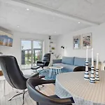 Imilie - 450m From The Sea By Interhome *